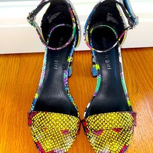 Ankle strap multicolor heels